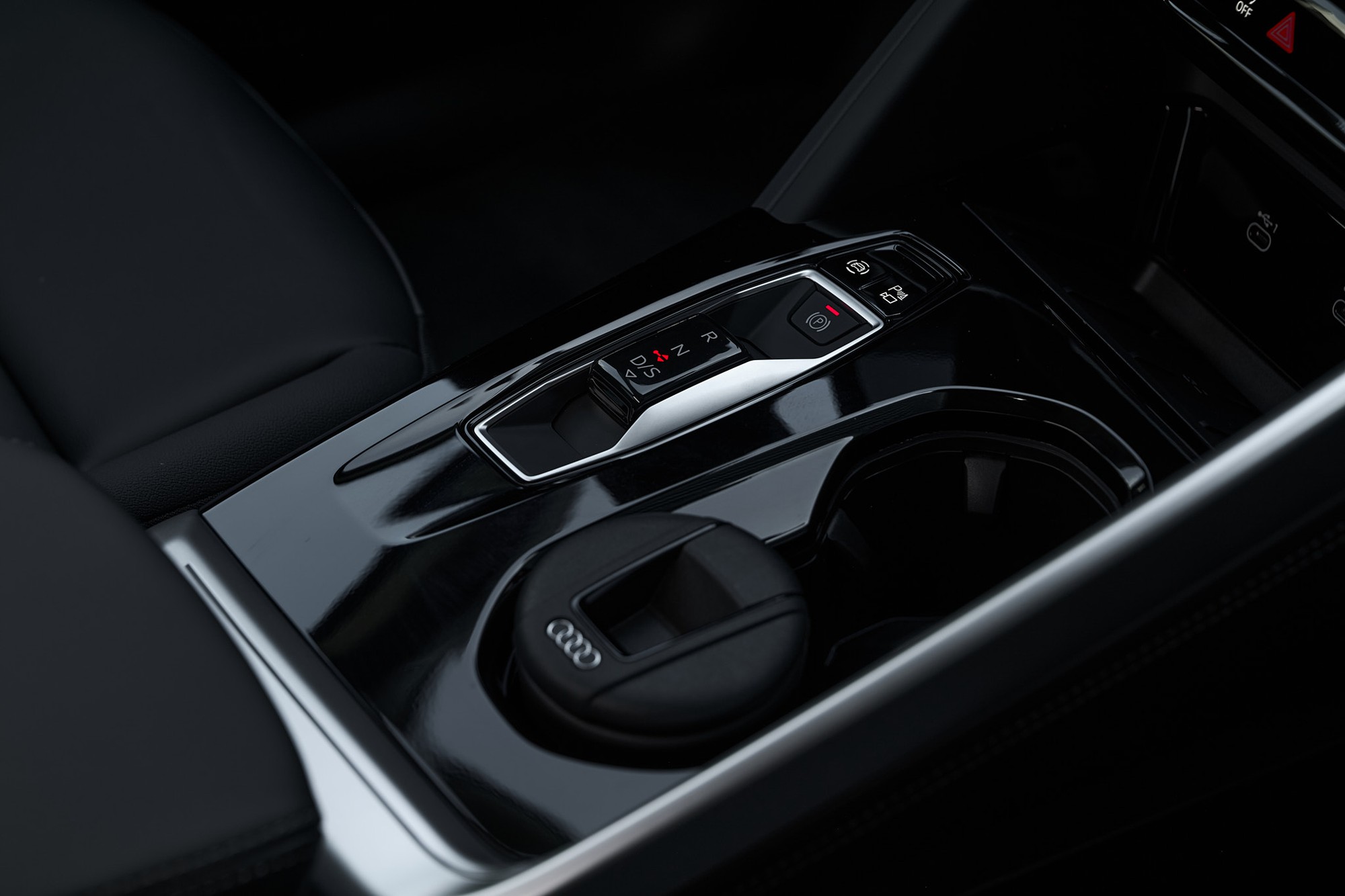 Audi Q5 2026 chốt giá từ 2,849 tỷ đồng tại Việt Nam: 2 kiểu dáng, nền tảng hoàn toàn mới, có ADAS - Ảnh 24.