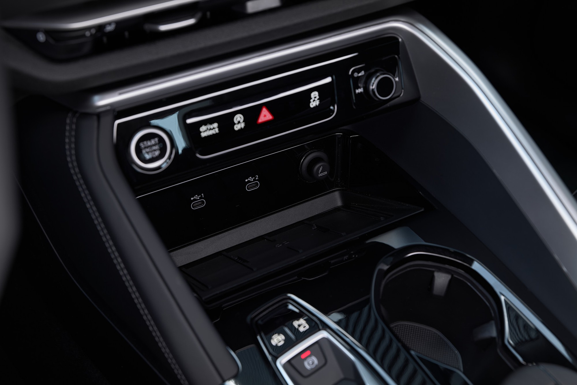 Audi Q5 2026 chốt giá từ 2,849 tỷ đồng tại Việt Nam: 2 kiểu dáng, nền tảng hoàn toàn mới, có ADAS - Ảnh 26.