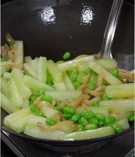 Hệ ti&ecirc;u h&oacute;a khỏe mạnh th&igrave; l&agrave;n da sạch đẹp: H&atilde;y ăn 3 m&oacute;n n&agrave;y v&agrave;o m&ugrave;a h&egrave; để thải độc, giảm đầy hơi v&agrave; gi&uacute;p da rạng rỡ- Ảnh 11.