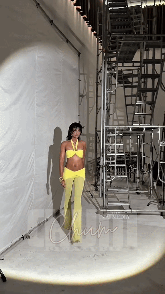 H'Hen Ni&ecirc; được "khẩn xin" h&atilde;y đi casting cho Victoria's Secret - Ảnh 2.