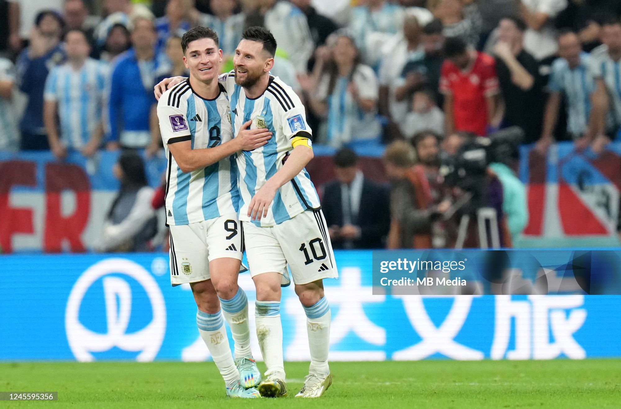 “Vua bàn thắng” World Cup: Messi số 1, Mbappe số 10, Ronaldo xếp hạng 40 - Ảnh 1. “Vua bàn thắng” World Cup: Messi số 1, Mbappe số 10, Ronaldo xếp hạng 40 - Ảnh 1.