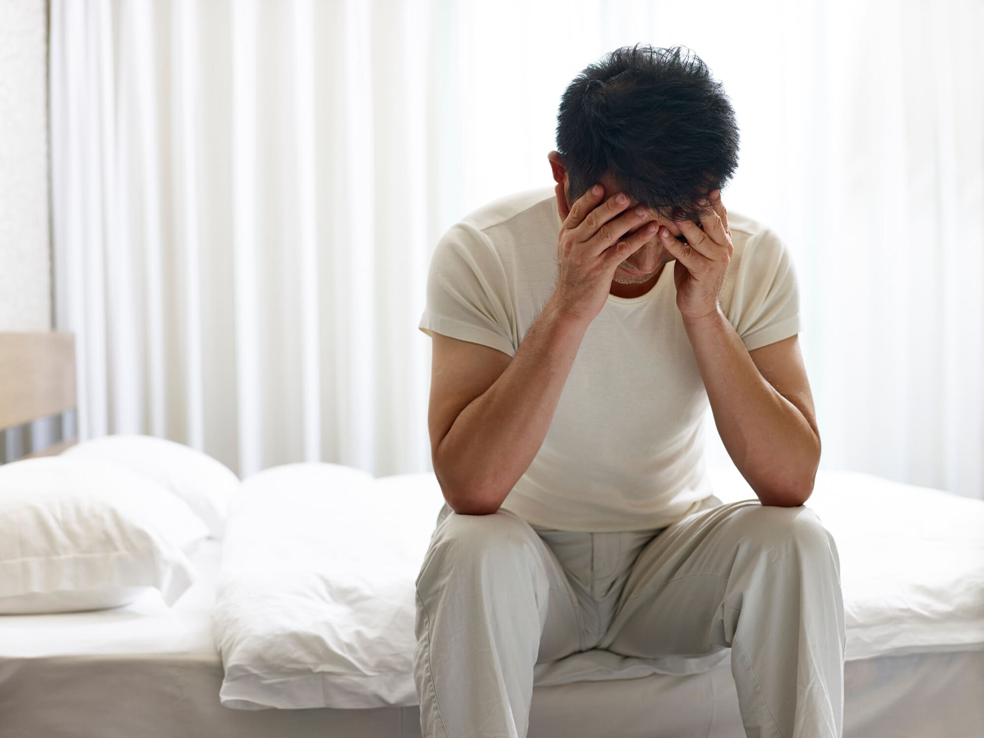 Những người c&oacute; gan yếu thường c&oacute; 4 đặc điểm n&agrave;y khi ngủ: H&atilde;y kiểm tra ngay! - Ảnh 2.