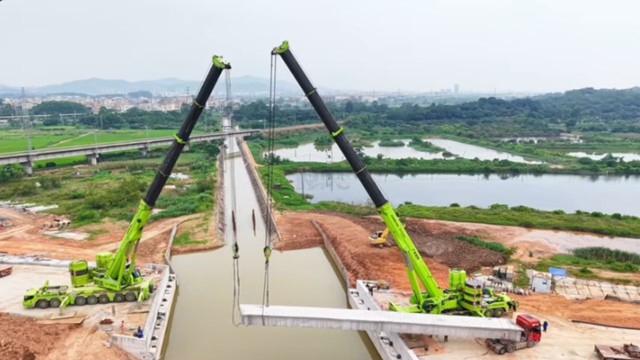 Phát hiện đoàn xe Trung Quốc chở hơn 1.000 tấn thiết bị, di chuyển 100 km giữa đêm, thực hiện nhiệm vụ thần tốc chỉ trong 24 giờ - Ảnh 3. Phát hiện đoàn xe Trung Quốc chở hơn 1.000 tấn thiết bị, di chuyển 100 km giữa đêm, thực hiện nhiệm vụ thần tốc chỉ trong 24 giờ - Ảnh 3.