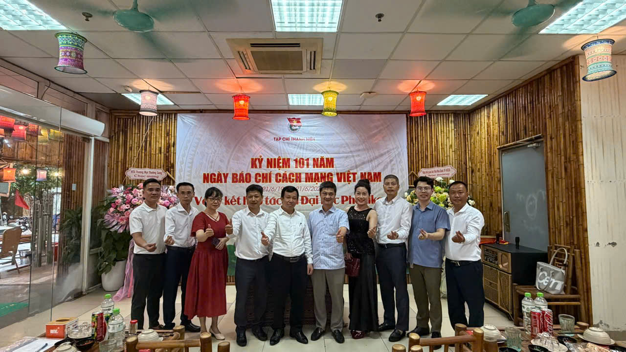 Tạp ch&iacute; Thanh ni&ecirc;n kỷ niệm 101 năm Ng&agrave;y b&aacute;o ch&iacute; c&aacute;ch mạng Việt Nam v&agrave; k&yacute; kết hợp t&aacute;c với Đại học Phenikaa - Ảnh 13.