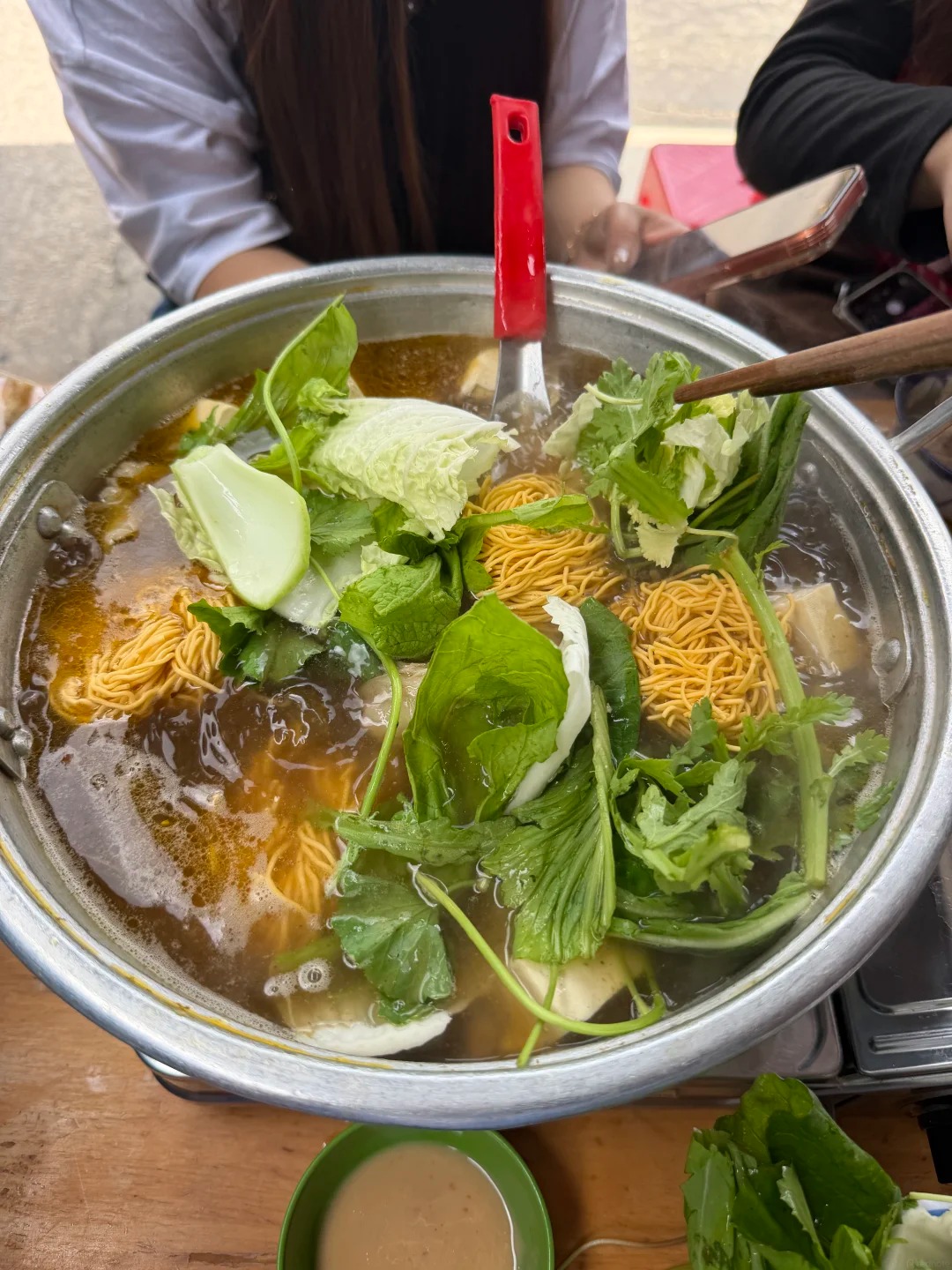Khách Trung Quốc khám phá lý do người Việt hiếm khi béo - Ảnh 3.