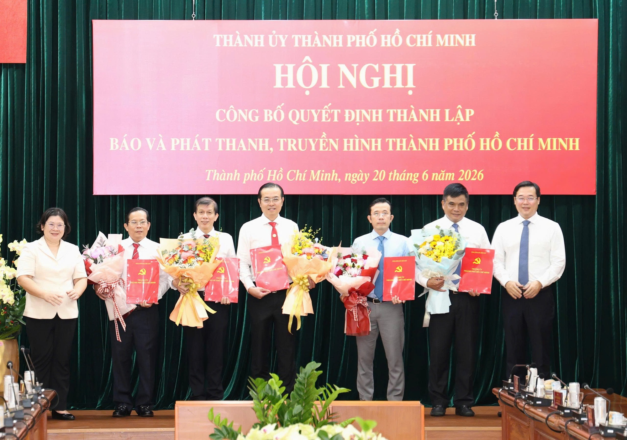 Ông Lê Văn Minh làm Tổng Giám đốc Báo và Phát thanh, Truyền hình TPHCM - Ảnh 1.