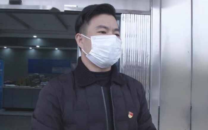 Người đ&agrave;n &ocirc;ng gửi tiết kiệm gần 1 tỷ đồng, 15 năm sau t&aacute; hỏa khi t&agrave;i khoản chỉ c&ograve;n hơn 7 triệu v&igrave; "t&agrave;i khoản kh&ocirc;ng định danh"- Ảnh 1.