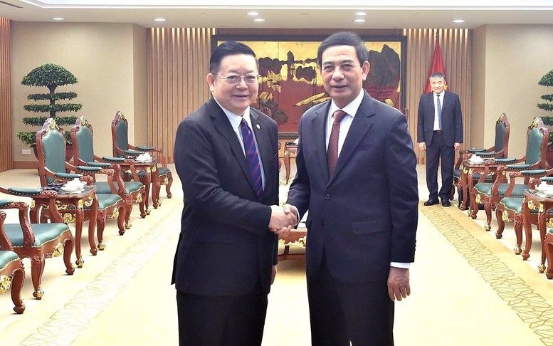 Đại tướng Phan Văn Giang tiếp Quyền Bộ trưởng Bộ Hải qu&acirc;n Hoa Kỳ H&ugrave;ng Cao tại H&agrave; Nội - Ảnh 4.