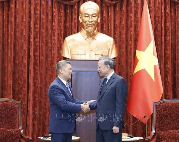 Hợp t&aacute;c Việt &ndash; Mỹ: &Ocirc;ng H&ugrave;ng Cao ấn tượng với sự ph&aacute;t triển quốc tế của Việt Nam - Ảnh 1.
