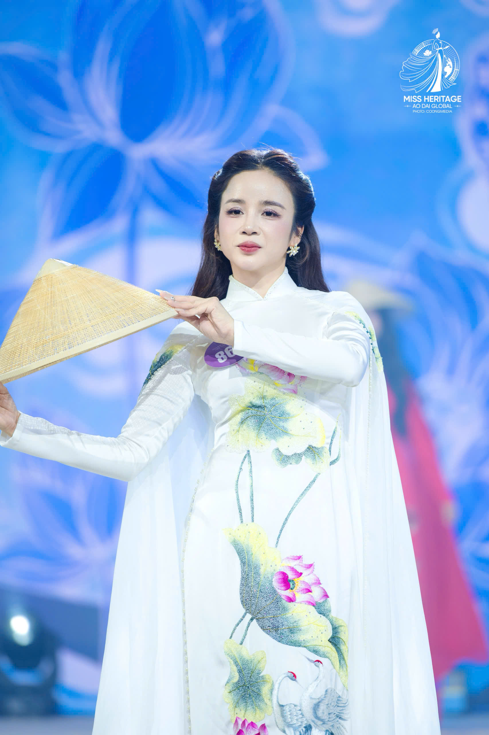 Ph&oacute; Chủ tịch C&acirc;u lạc bộ Nguyễn Thị B&iacute;ch Ngọc, qu&ecirc; Hải Ph&ograve;ng th&agrave;nh Người đẹp Ảnh Di sản - Ảnh 1.