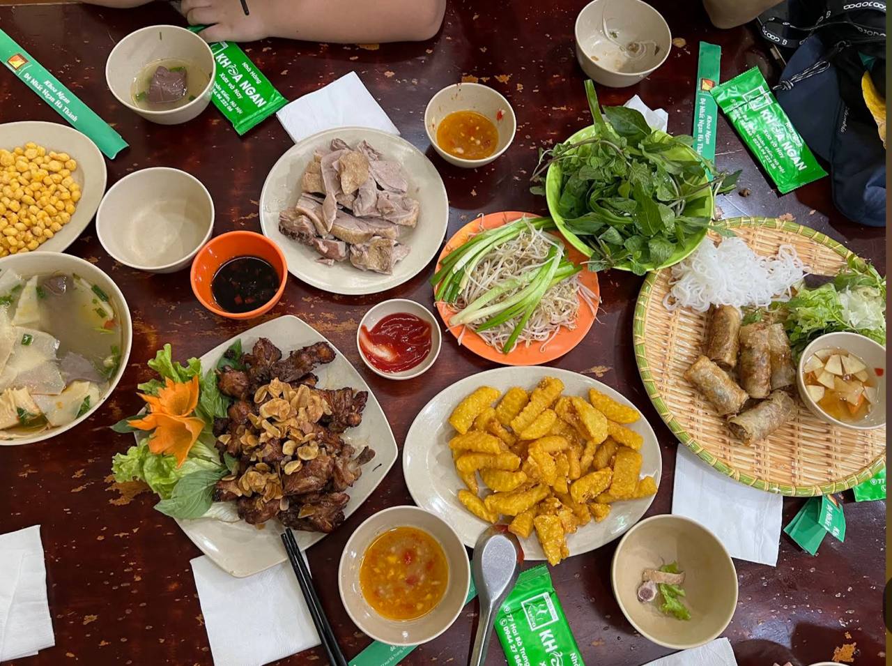 Cẩm nang ẩm thực quanh Nhà tù hỏa lò: Những địa chỉ không thể bỏ lỡ - Ảnh 8. Cẩm nang ẩm thực quanh Nhà tù hỏa lò: Những địa chỉ không thể bỏ lỡ - Ảnh 8.