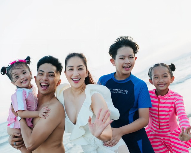 Nữ viện trưởng cảm ơn chồng thiếu gia: "Em y&ecirc;u anh rất nhiều"- Ảnh 3.