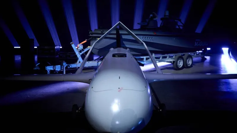 Từ vị cứu tinh, Su-57 dễ th&agrave;nh &ldquo;quả tạ rơi v&agrave;o ch&acirc;n&rdquo; cả Nga lẫn Ấn Độ? - Ảnh 3.