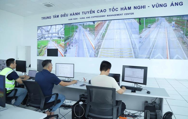 Hệ thống 121 camera AI tr&ecirc;n cao tốc Bắc - Nam: Gi&aacute;m s&aacute;t li&ecirc;n tục 24 / 7 - Ảnh 2.