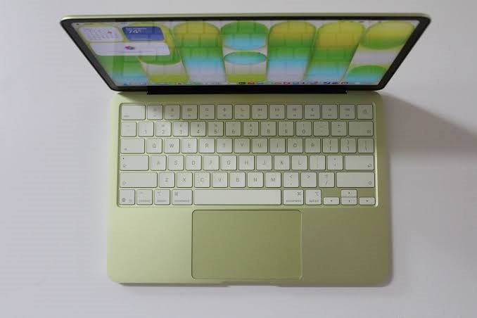 Trải nghiệm MacBook Neo: Tại sao vợ t&ocirc;i quay lại với Windows chỉ Sau 2 tuần - Ảnh 2.