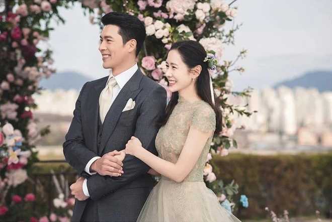 Son Ye Jin - Hyun Bin mải chụp ảnh cho nhau kh&ocirc;ng tr&ocirc;ng chừng con để b&eacute; l&agrave;m 1 việc g&acirc;y nhức nhối- Ảnh 5.