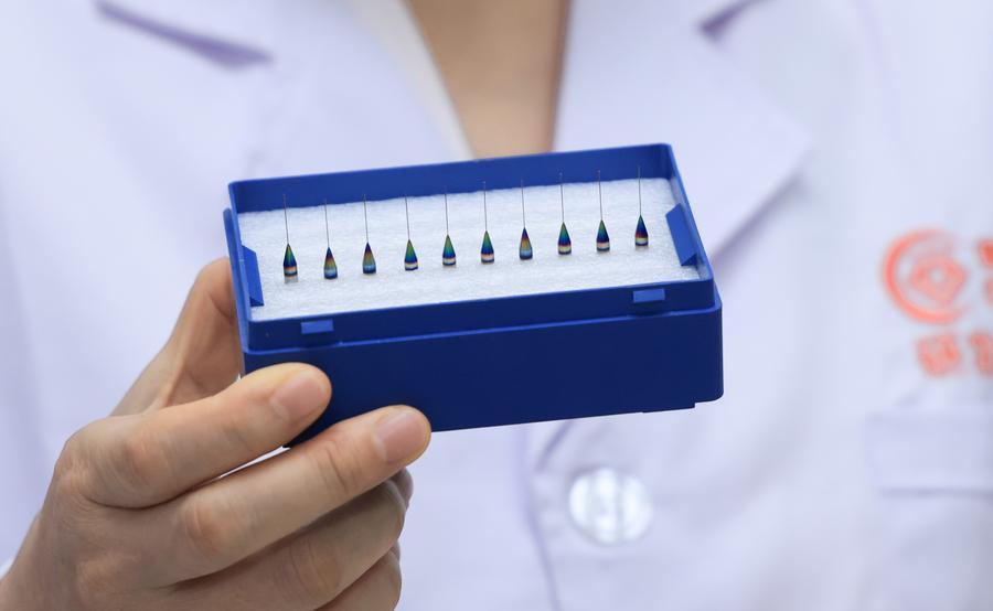 Từ c&ocirc;ng nh&acirc;n đến nữ doanh nh&acirc;n tỷ ph&uacute; nhờ sản phẩm nhỏ trong ng&agrave;nh điện tử - Ảnh 2.