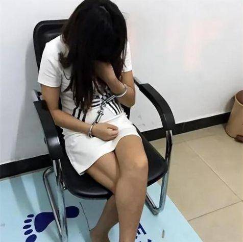 Người đàn ông giả gái bán dâm bị bắt giữ chuẩn bị đón khách thứ 4 - Ảnh 1. Người đàn ông giả gái bán dâm bị bắt giữ chuẩn bị đón khách thứ 4 - Ảnh 1.