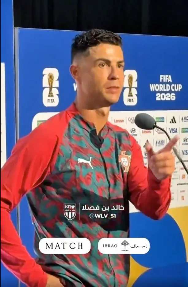 Ronaldo cắt lời phóng viên khi bị hỏi về Messi - Ảnh 3.