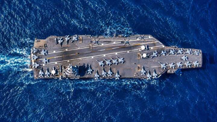 Vụ ch&aacute;y t&agrave;u s&acirc;n bay USS Gerald R . Ford: &Aacute;p lực lớn từ hệ thống Hải qu&acirc;n Mỹ - Ảnh 1.