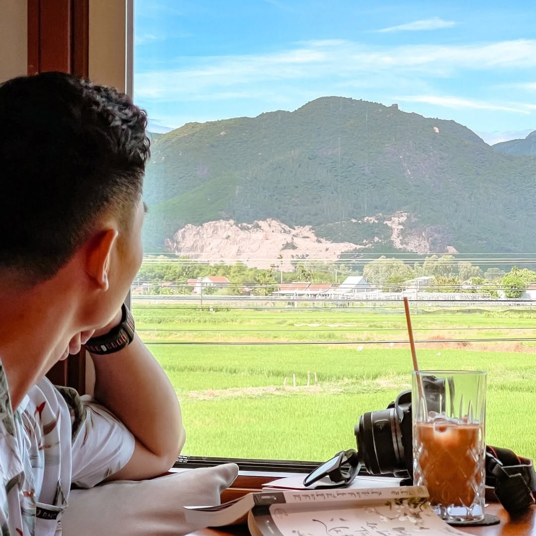 Chuyến tàu Việt Nam khách mua vé hơn 20 triệu để đi, nhận xét: Không giống tàu thường - Ảnh 9.