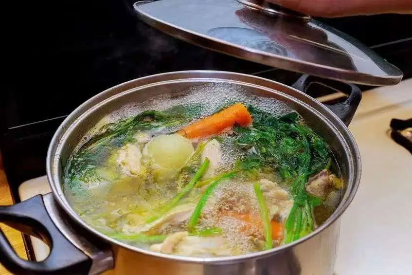 Cảnh b&aacute;o: Kh&ocirc;ng phải đồ ăn cay, đ&acirc;y mới l&agrave; 4 "thủ phạm" g&acirc;y ung thư dạ d&agrave;y phổ biến nhất- Ảnh 3.