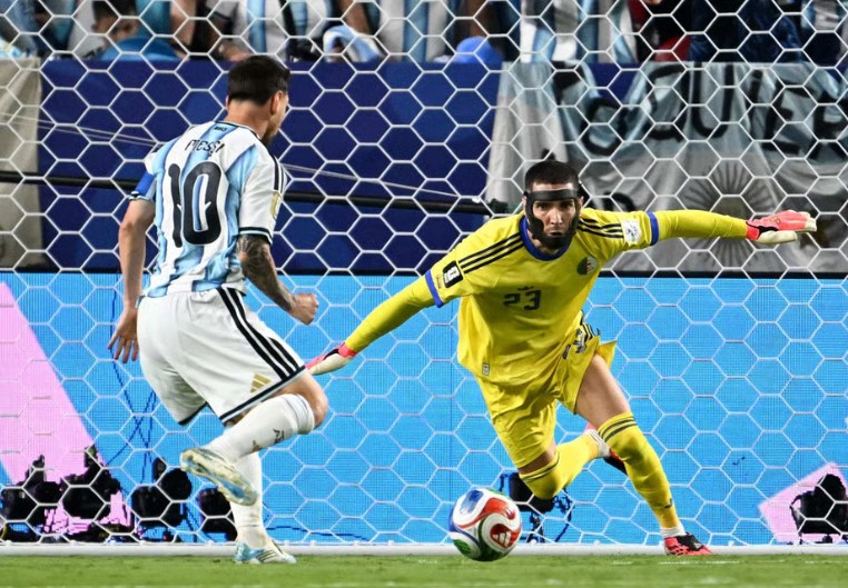 World Cup của những kh&aacute;n đ&agrave;i nhập cư - Ảnh 4.