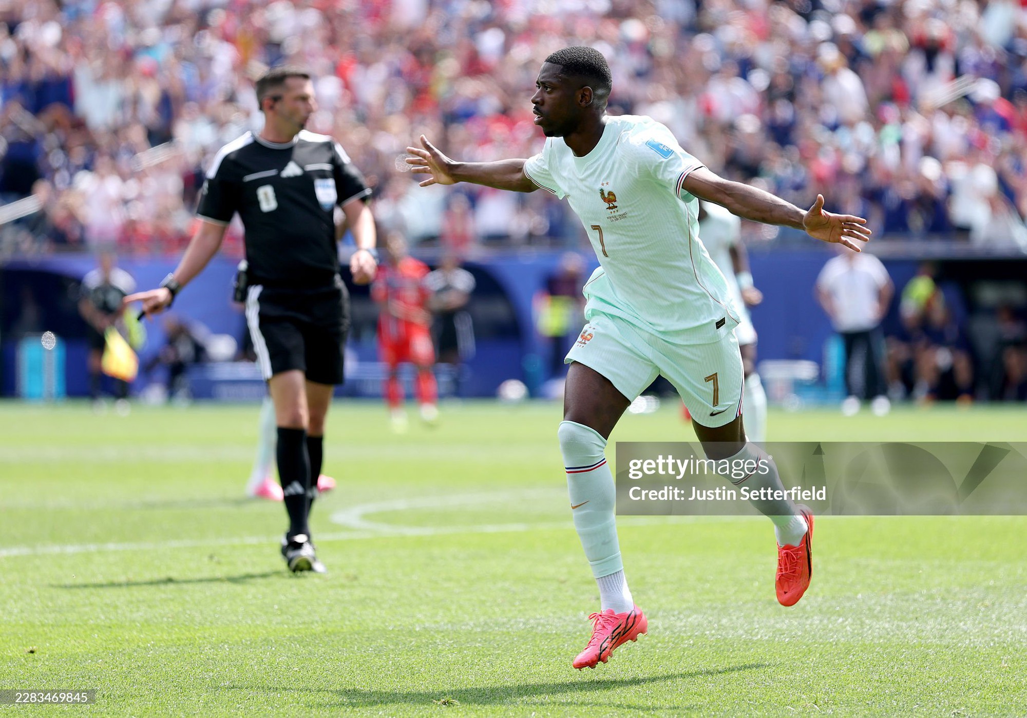 Mbappe - Dembele rực s&aacute;ng, tuyển Ph&aacute;p "hủy diệt" Na Uy để hi&ecirc;n ngang v&agrave;o v&ograve;ng 32 đội với ng&ocirc;i đầu - Ảnh 1.