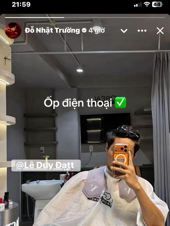 1 mỹ nam lộ cảnh &ocirc;m chị đẹp hơn 7 tuổi trong qu&aacute;n karaoke dấy l&ecirc;n nghi vấn "phim giả t&igrave;nh thật" - Ảnh 2.