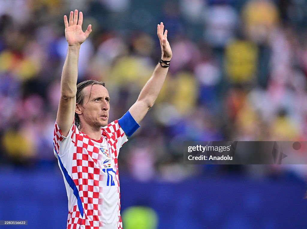 Đội tuyển Anh gi&agrave;nh ng&ocirc;i đầu bảng, Modric tỏa s&aacute;ng đưa Croatia v&agrave;o v&ograve;ng 1/16 World Cup - Ảnh 1.