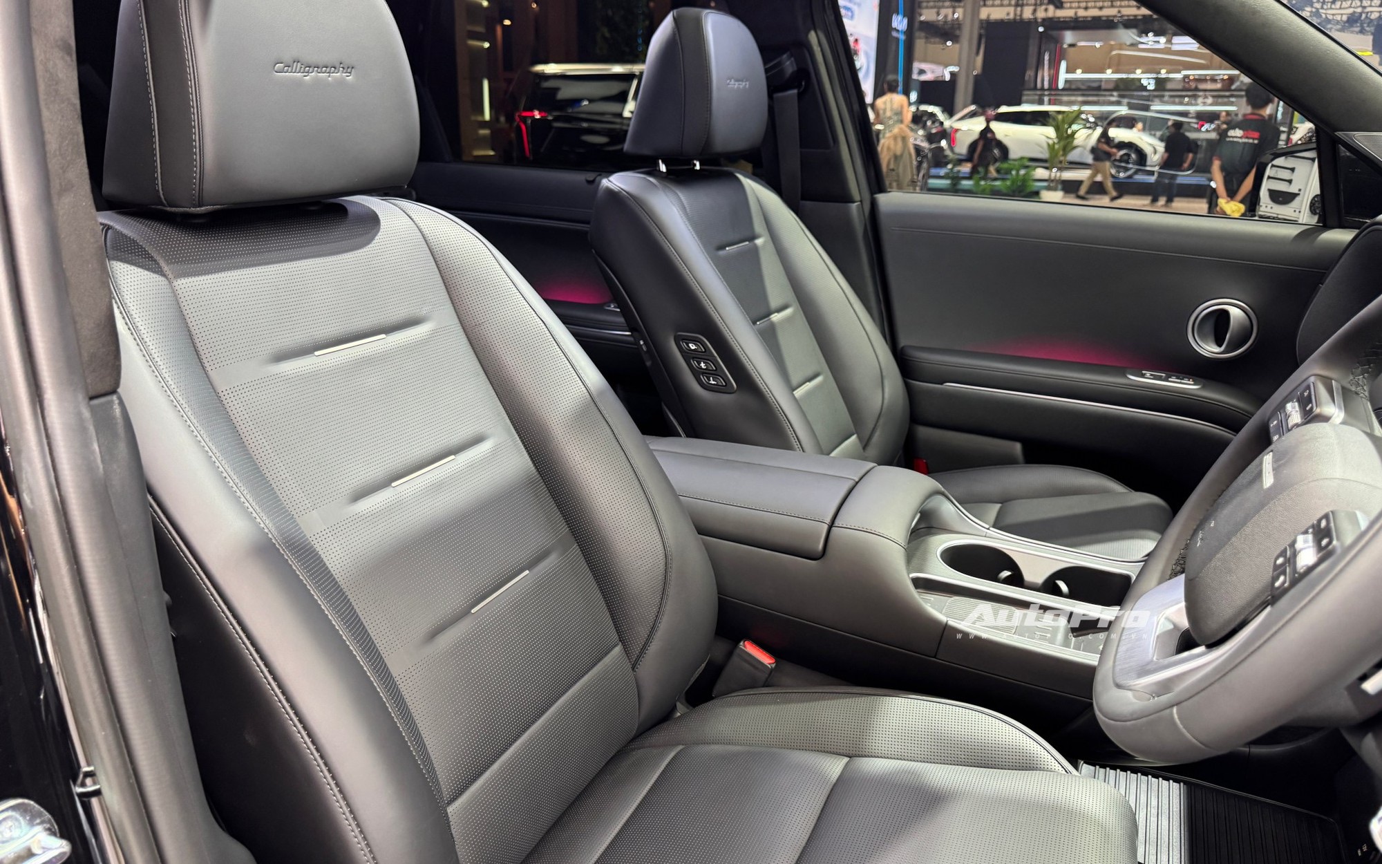 Hyundai Palisade thế hệ mới lộ diện ở H&agrave; Nội: C&oacute; &iacute;t nhất 2 bản, thiết kế như Range Rover - Ảnh 23.
