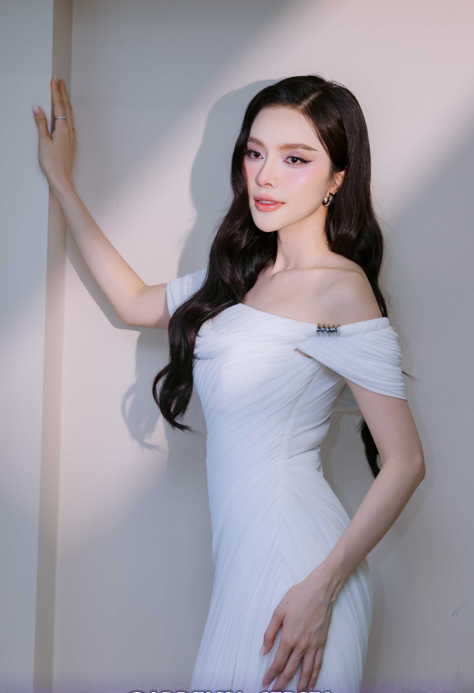 Nhan sắc đời thực g&acirc;y ch&uacute; &yacute; của diễn vi&ecirc;n C&ugrave; Thị Tr&agrave;, &aacute; hậu Hạnh Nguy&ecirc;n - Ảnh 4.