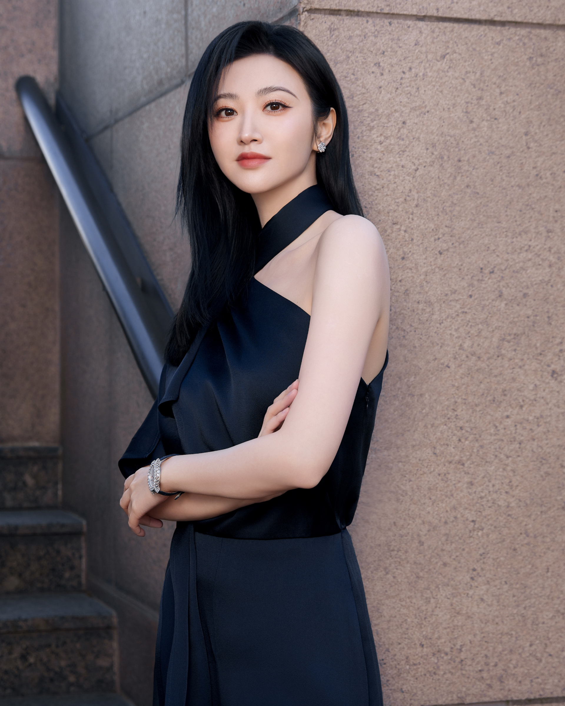 Diễn biến mới vụ ngọc nữ showbiz lộ hợp đồng mang thai hộ cho đại gia, phải bán nhà để bồi thường hàng trăm tỷ- Ảnh 1.
