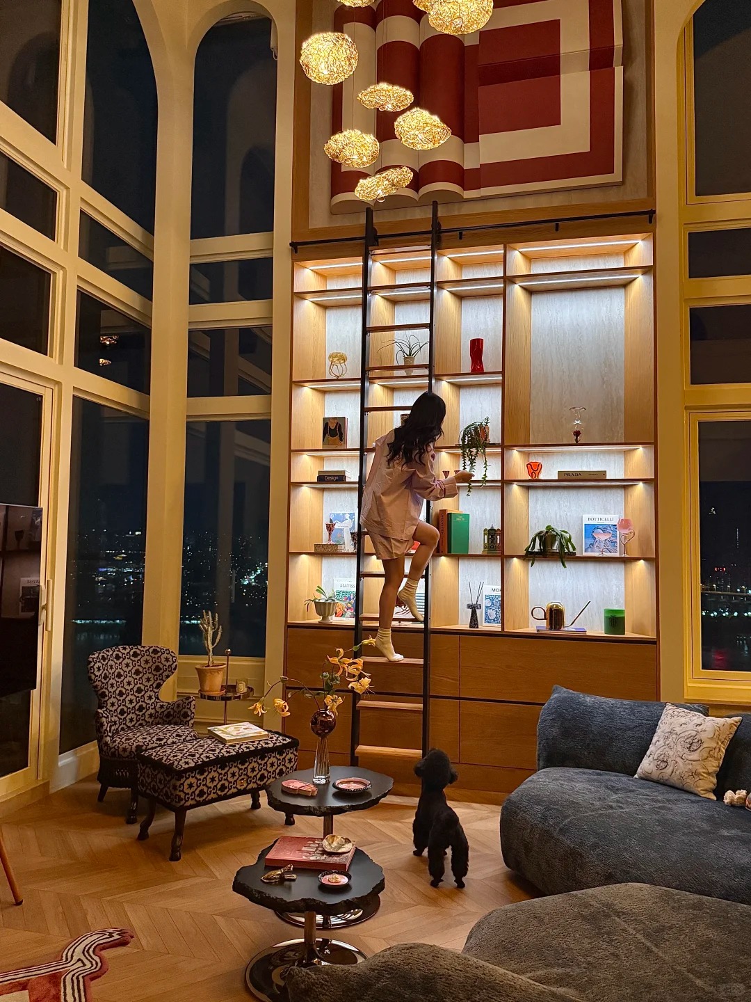 Căn duplex 320m2 "view triệu đ&ocirc;" của vợ chồng 30 tuổi kh&ocirc;ng đi l&agrave;m- Ảnh 10.