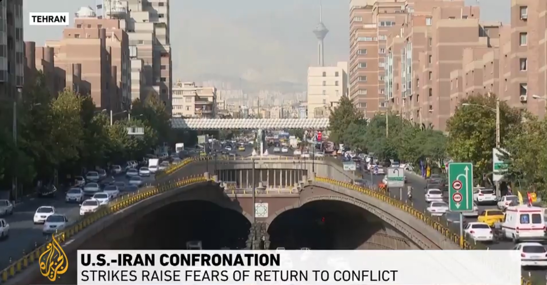 Iran trả đũa Mỹ, tấn c&ocirc;ng c&aacute;c cơ sở qu&acirc;n sự tại Kuwait v&agrave; Bahrain - Ảnh 1.