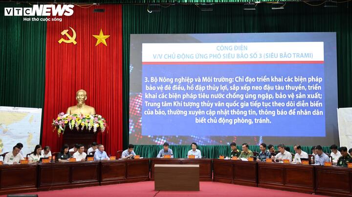 Diễn tập cứu hộ tr&ecirc;n biển ứng ph&oacute; si&ecirc;u b&atilde;o tại Ninh B&igrave;nh năm 2026 - Ảnh 1.