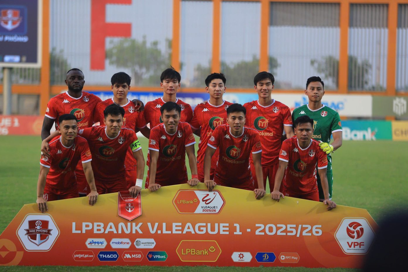 CLB Hải Ph&ograve;ng bị phạt 50 triệu đồng d&ugrave; tho&aacute;t "&aacute;n" cấm dự V-League - Ảnh 3.