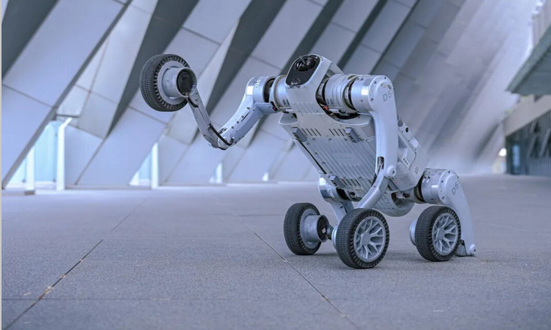 Kh&aacute;ch sạn đầu ti&ecirc;n tr&ecirc;n thế giới ho&agrave;n to&agrave;n tự động h&oacute;a với robot phục vụ - Ảnh 2.