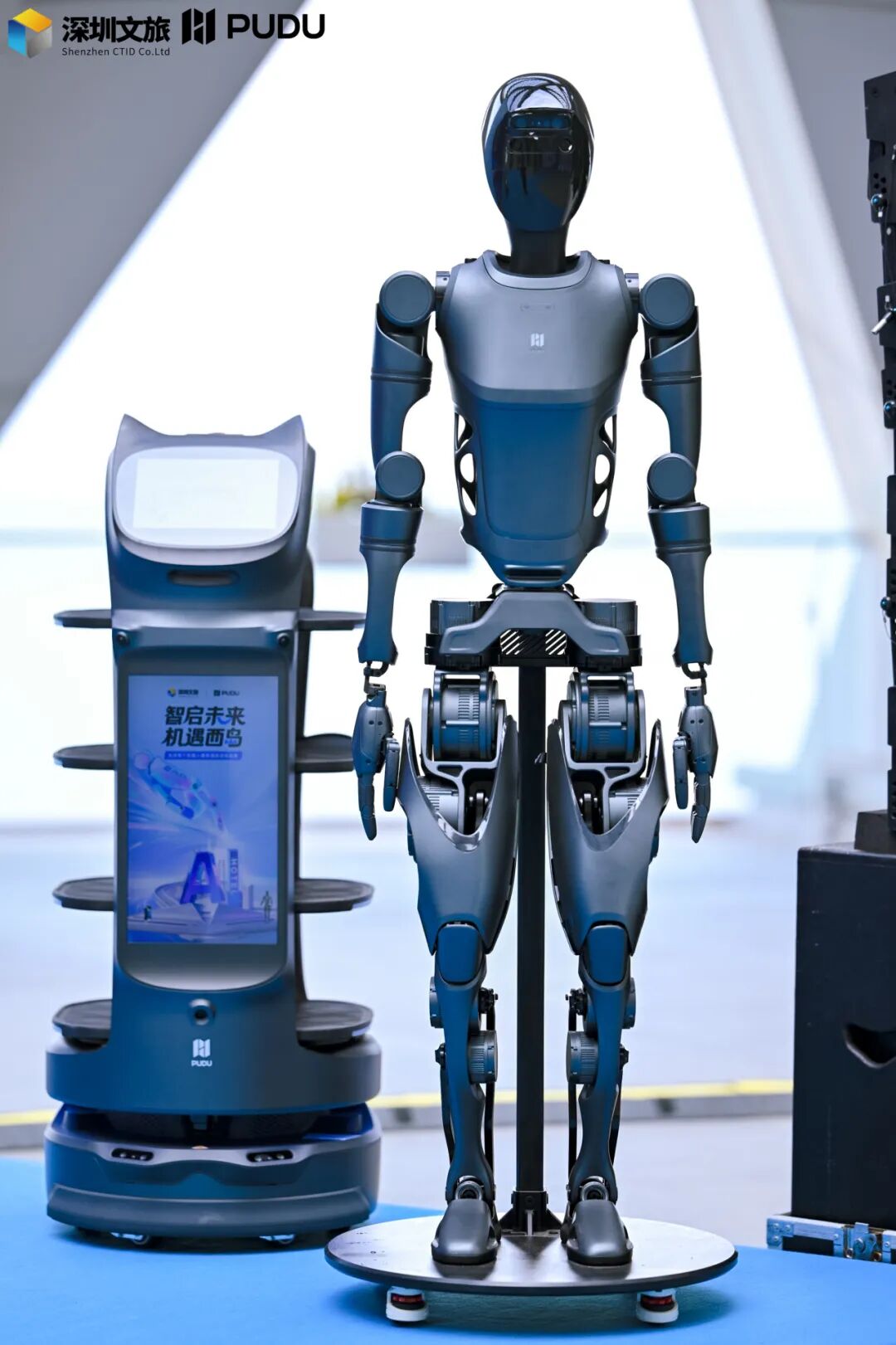 Kh&aacute;ch sạn đầu ti&ecirc;n tr&ecirc;n thế giới ho&agrave;n to&agrave;n tự động h&oacute;a với robot phục vụ - Ảnh 4.