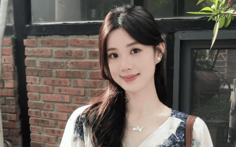 Tướng mạo của người phụ nữ c&oacute; "phước b&aacute;u ngầm": C&agrave;ng trung ni&ecirc;n c&agrave;ng cuốn h&uacute;t, đi đến đ&acirc;u mang may mắn đến đ&oacute; - Ảnh 1.