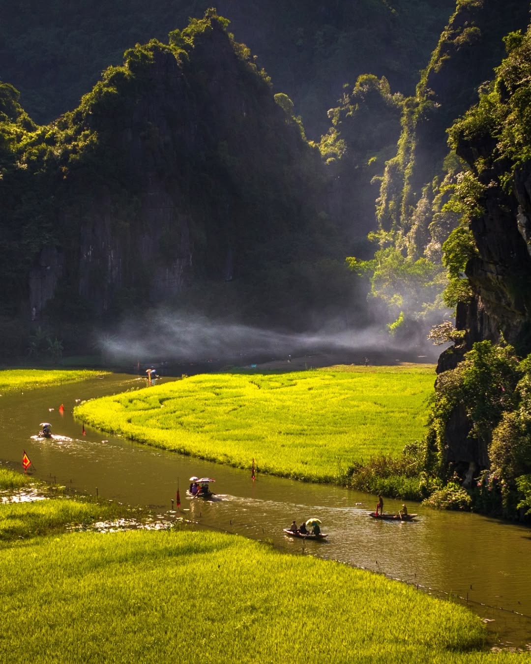 Cẩm nang kh&aacute;m ph&aacute; Ninh B&igrave;nh th&aacute;ng 6: Đi đ&acirc;u, ăn g&igrave; để tr&aacute;nh n&oacute;ng - Ảnh 3.