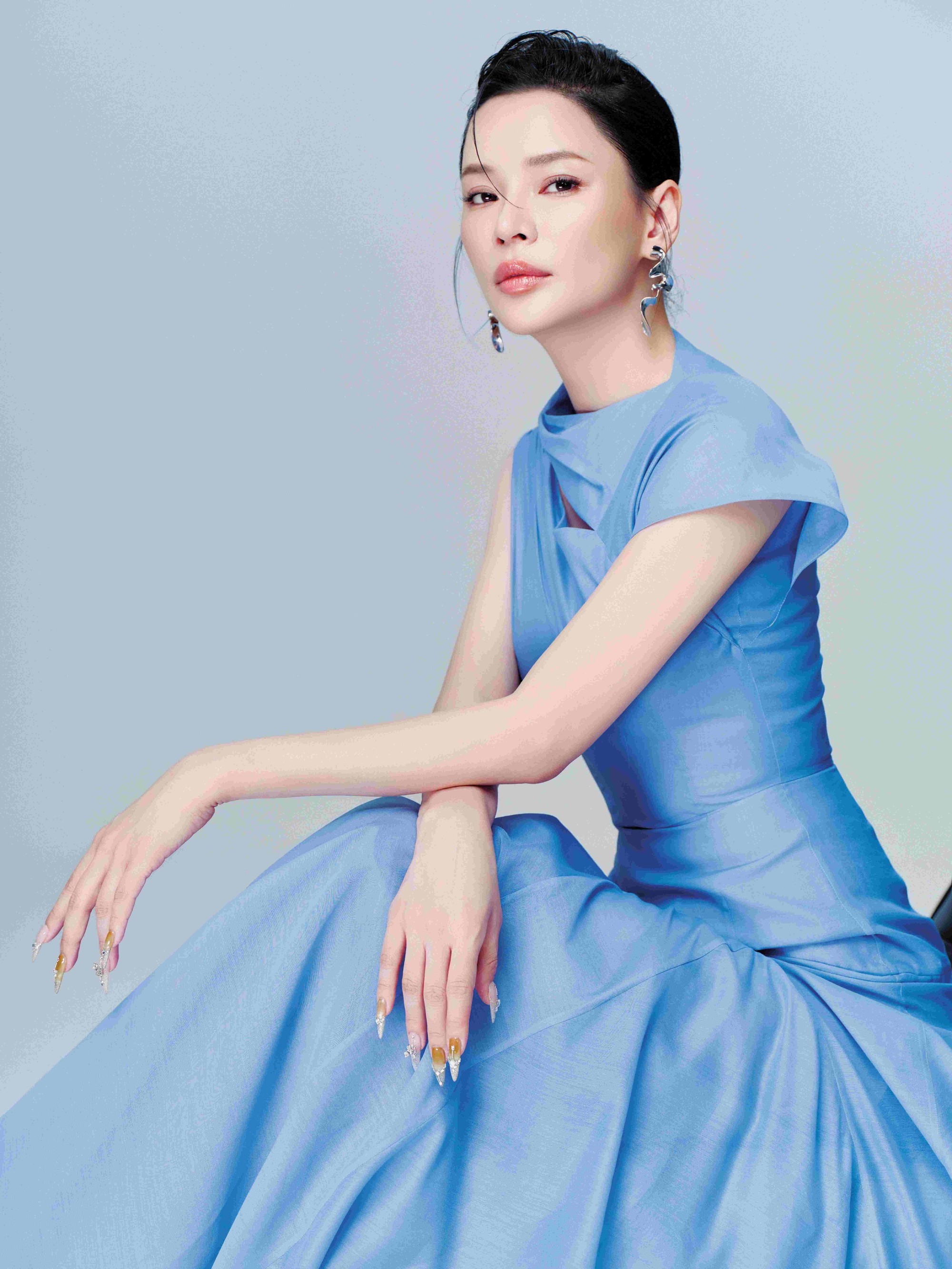 Người đẹp từng "mất t&iacute;ch" khỏi showbiz 12 năm t&aacute;i xuất với tạo h&igrave;nh g&acirc;y bất ngờ  - Ảnh 13.