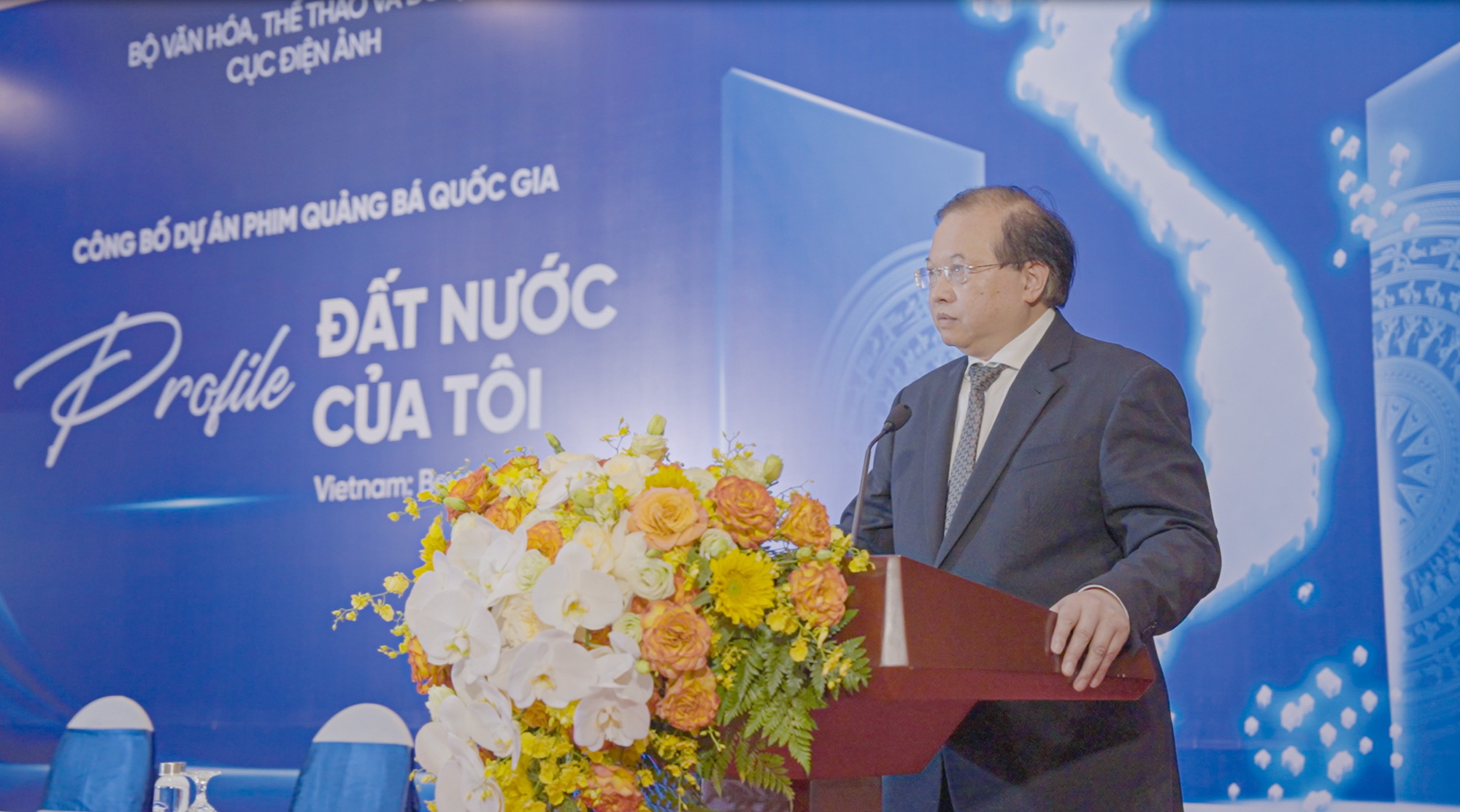 Đạo diễn Lương Đ&igrave;nh Dũng: Ch&uacute;ng t&ocirc;i muốn sau 15 ph&uacute;t ấy, họ sẽ nghĩ "t&ocirc;i muốn đến Việt Nam" - Ảnh 1.