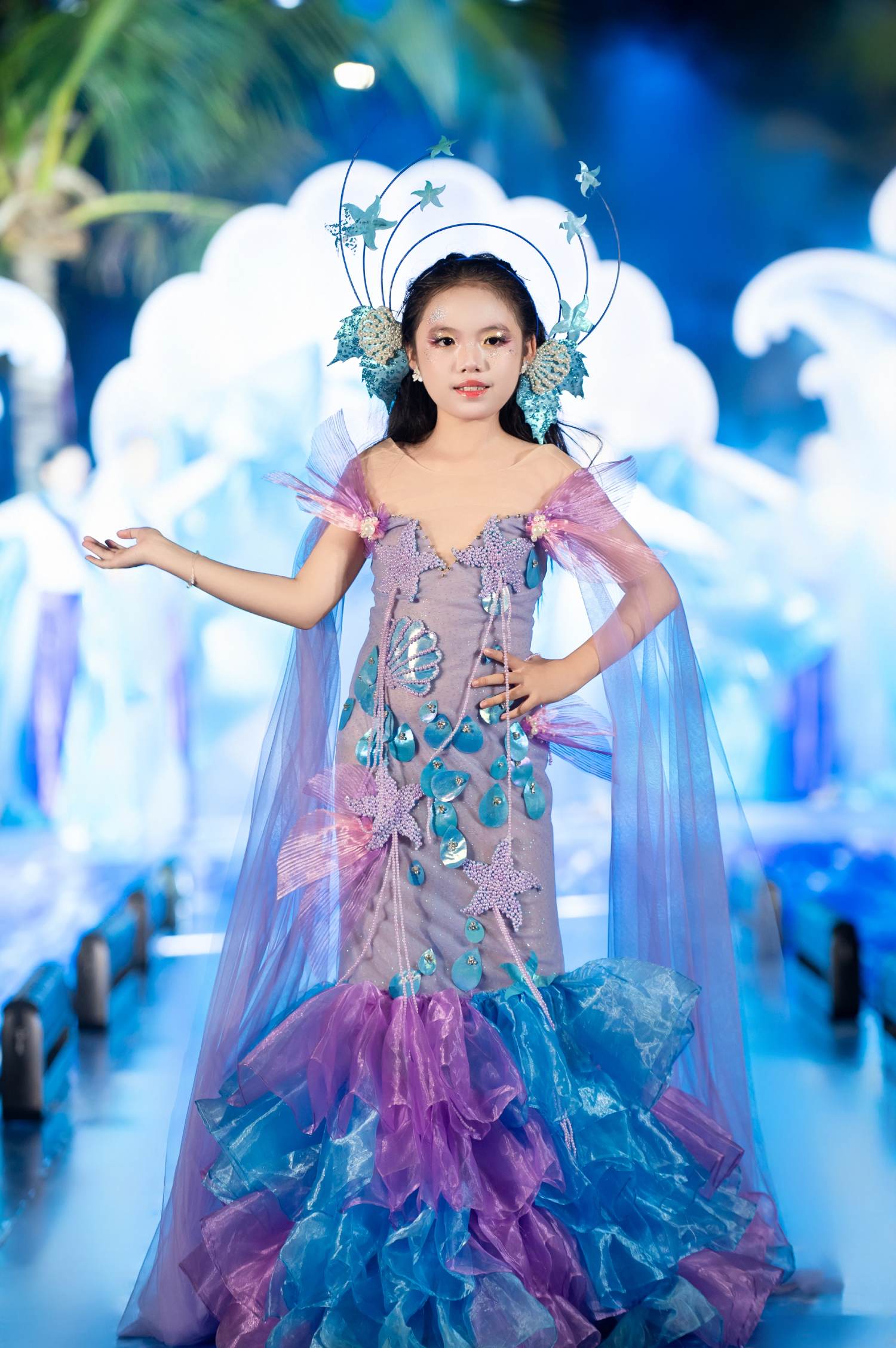 H&agrave;ng trăm mẫu nh&iacute; hội tụ tại Vietnam Iconic Runway Season 9 ở Nha Trang - Ảnh 3.