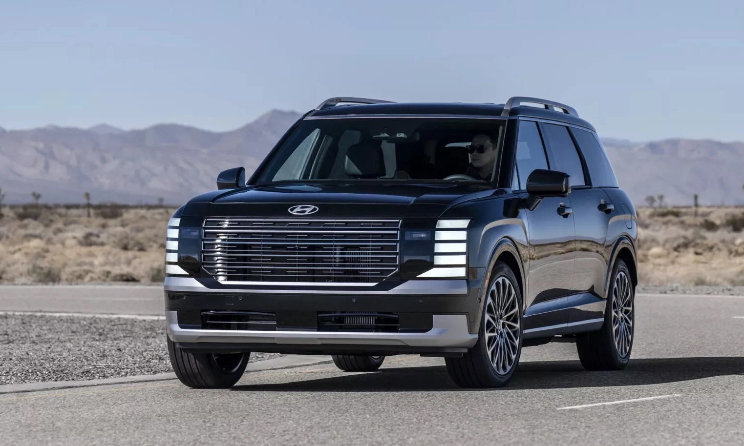 Chờ Hyundai Palisade 2026 đ&atilde; lộ diện ở Việt Nam hay chốt lu&ocirc;n CX-90? Video n&agrave;y gi&uacute;p bạn c&oacute; c&acirc;u trả lời - Ảnh 1.