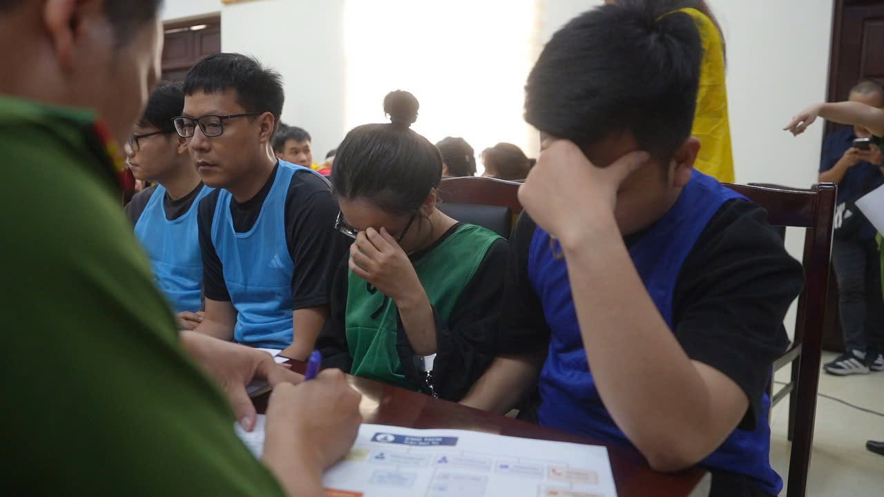 Khởi tố th&ecirc;m 47 bị can trong đường d&acirc;y lừa đảo b&aacute;n "kỳ nghỉ du lịch", chiếm đoạt 188 tỉ đồng - Ảnh 1.