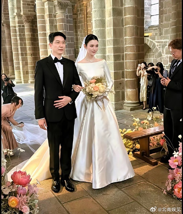 Hề Mộng Dao: Cuộc đời nàng công chúa tự tạo nên giá trị trước hôn nhân hào môn - Ảnh 6.