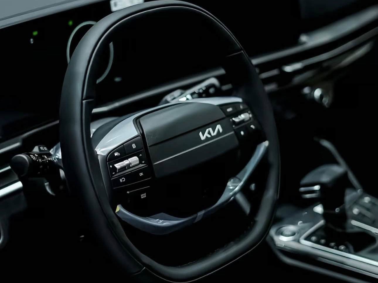 Rộ tin Kia Sportage 2026 tại Việt Nam th&ecirc;m hybrid, bỏ m&aacute;y dầu, h&atilde;ng li&ecirc;n tục nh&aacute; h&agrave;ng nội, ngoại thất mới trước ng&agrave;y ra mắt- Ảnh 9.