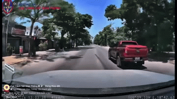 Người đ&agrave;n &ocirc;ng xịt nước v&agrave;o thợ x&acirc;y nh&agrave; h&agrave;ng x&oacute;m: Đ&atilde; r&otilde; nguồn cơn sự việc - Ảnh 1.