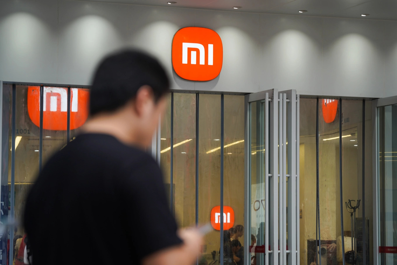 Vụ phạt 290 triệu của Xiaomi: Cam kết tu&acirc;n thủ luật ph&aacute;p tại Việt Nam - Ảnh 2.